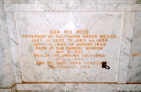 Pio-Pico-Ygnacia-Alvarado-crypt-Temple-Mausoleum-El-Campo-Santo_sd57_5.jpg